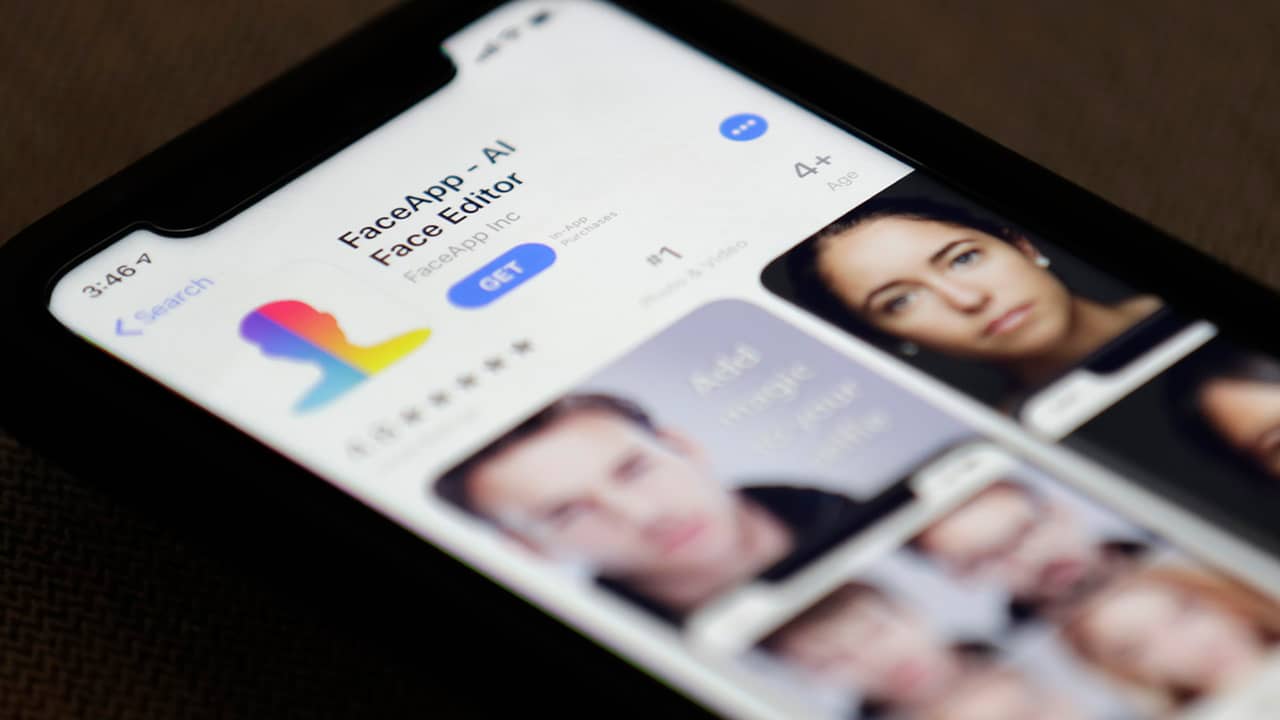 Photo of FaceApp on an iPhone