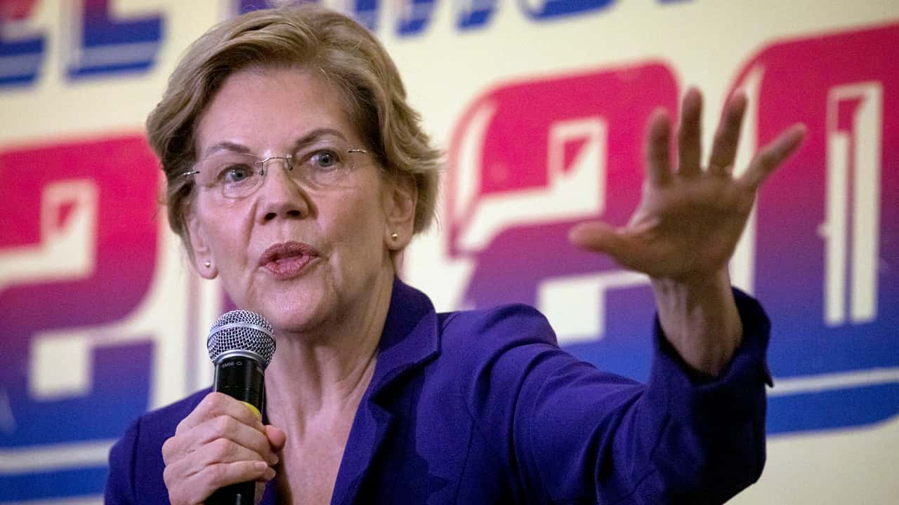 Photo of Elizabeth Warren